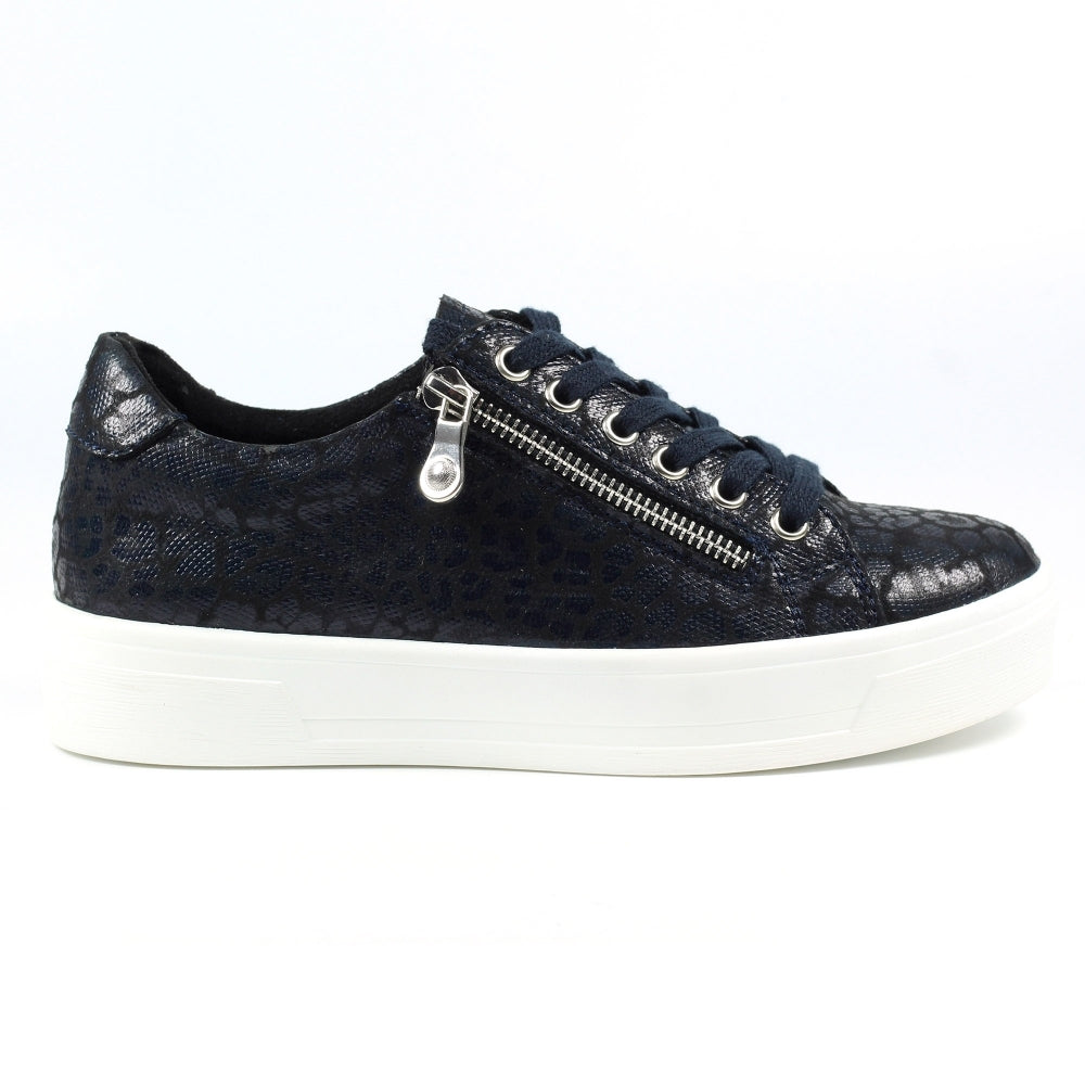 Lunar Charm II Black Trainer